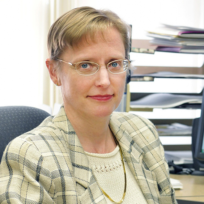 Dr. Elizabeth Osuch